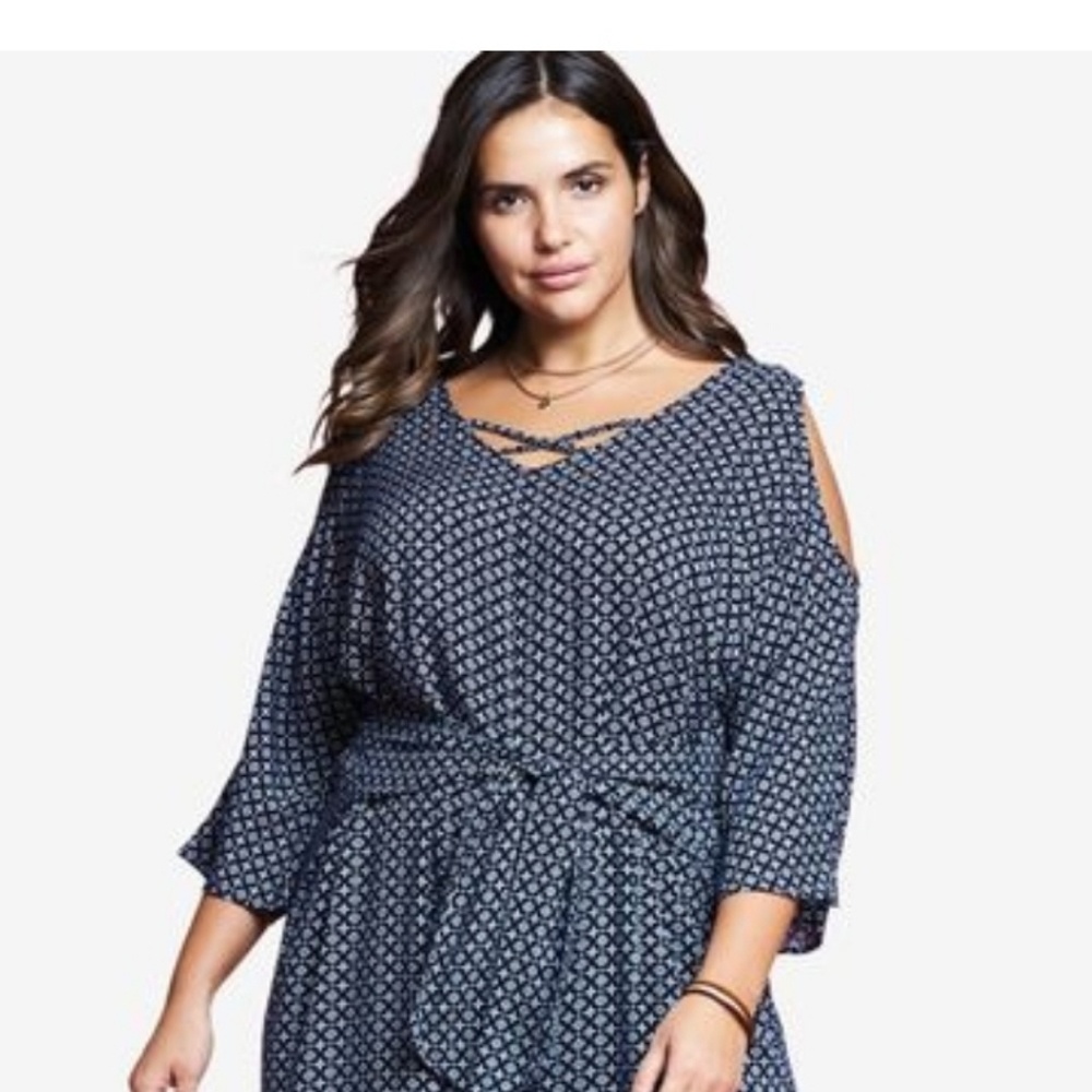 Black and white  Cold shoulder Jumpsuit